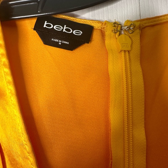 Gold Bebe Blouse - Picture 3 of 4